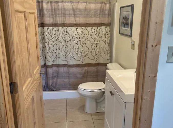 Hotel Creekside Downtown Vacation Suites, Only Adults 25 Or Older Buffalo