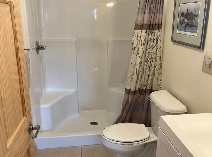 Creekside Downtown Vacation Suites, Only Adults 25 Or Older 4* Buffalo