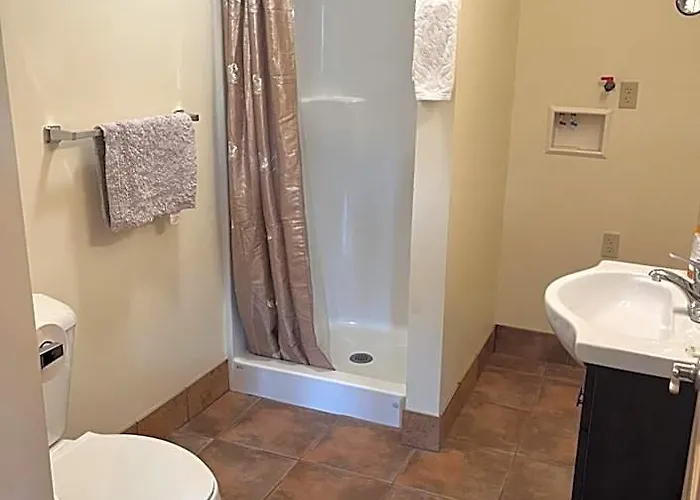 Hotel Creekside Downtown Vacation Suites, Only Adults 25 Or Older 4*